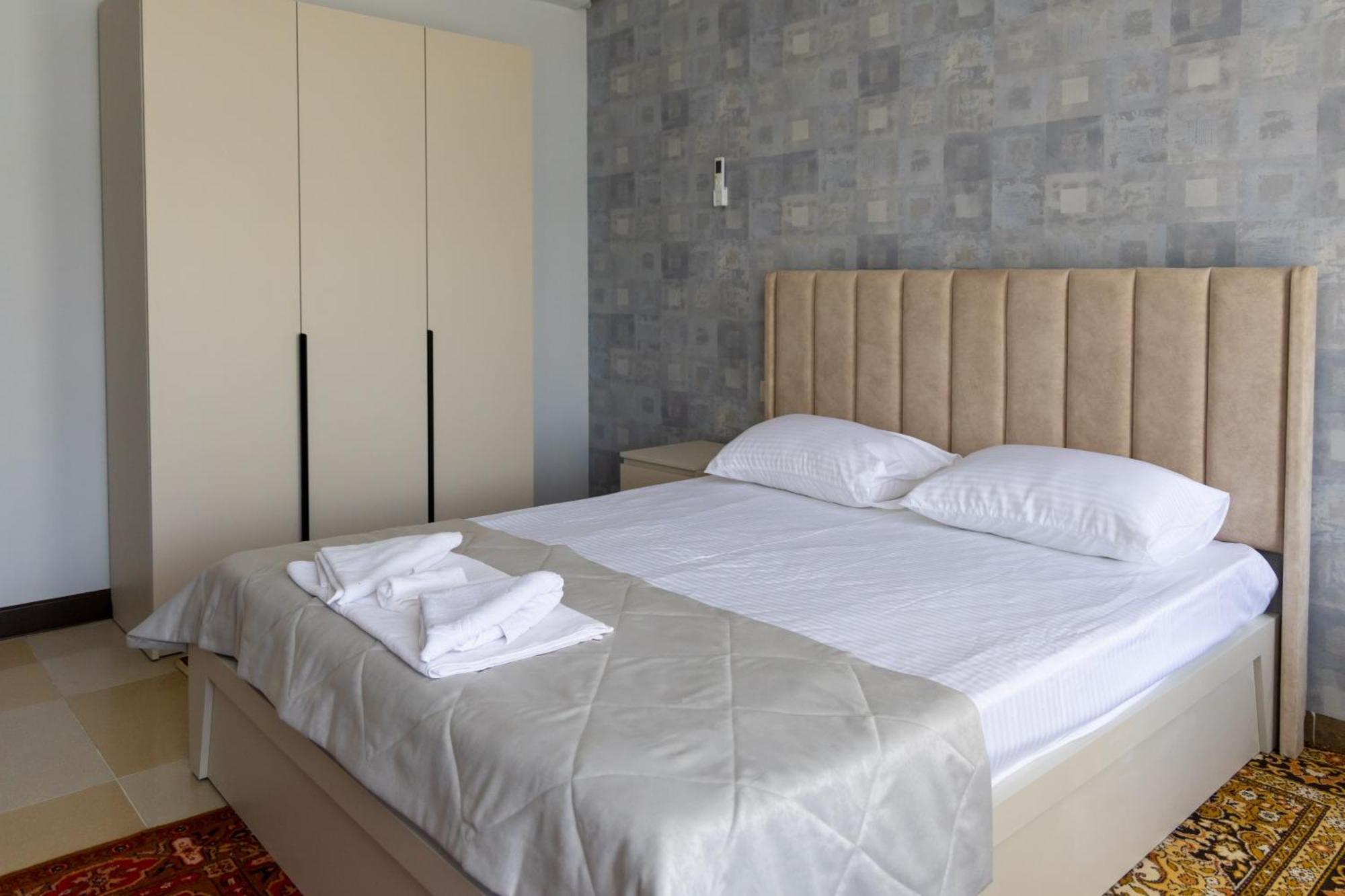 Gladzor Hotel Екстер'єр фото